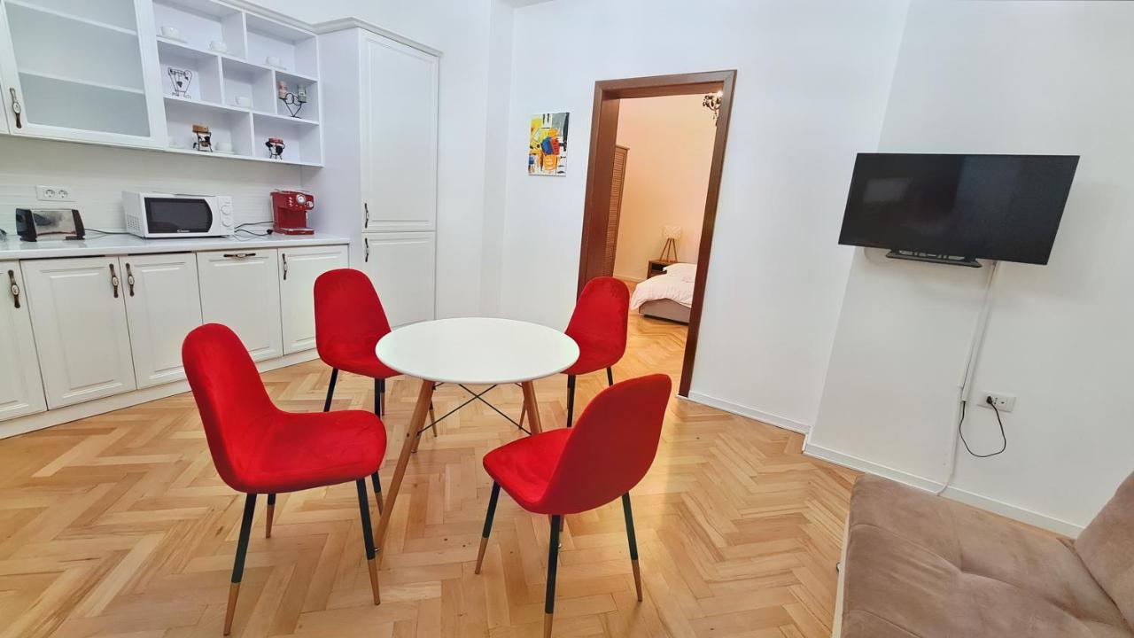 Spacious 5* Luxury In Historic Center Free Parking 클루지나포카 외부 사진