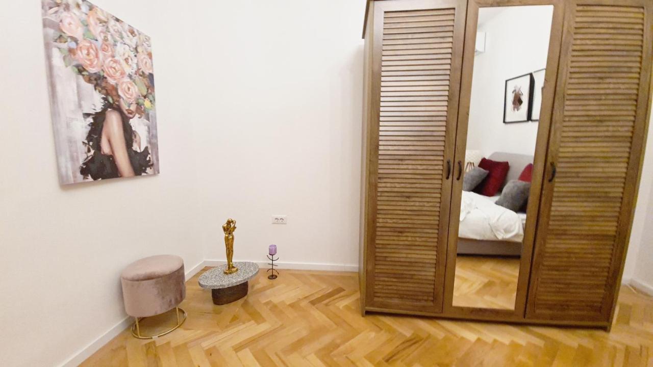 Spacious 5* Luxury In Historic Center Free Parking 클루지나포카 외부 사진