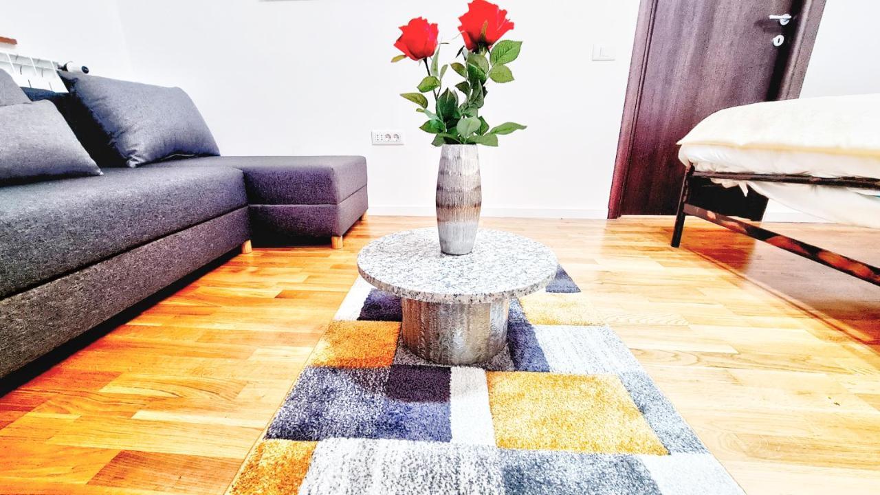 Spacious 5* Luxury In Historic Center Free Parking 클루지나포카 외부 사진